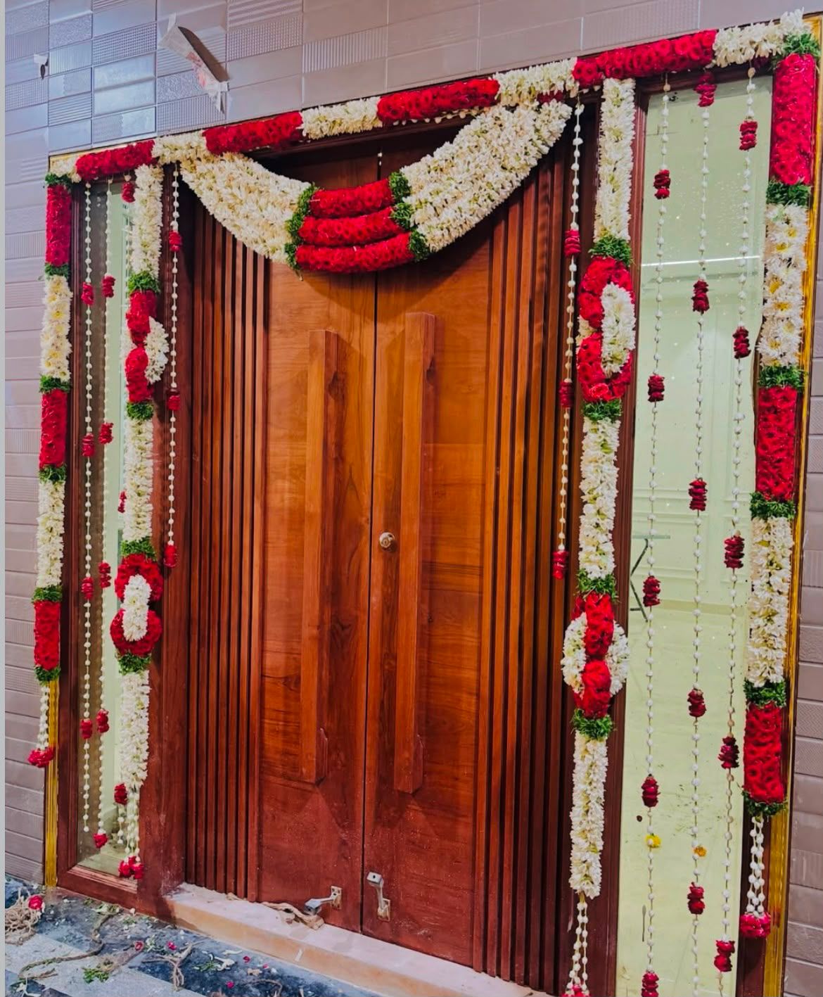 traditional Indian door decoration